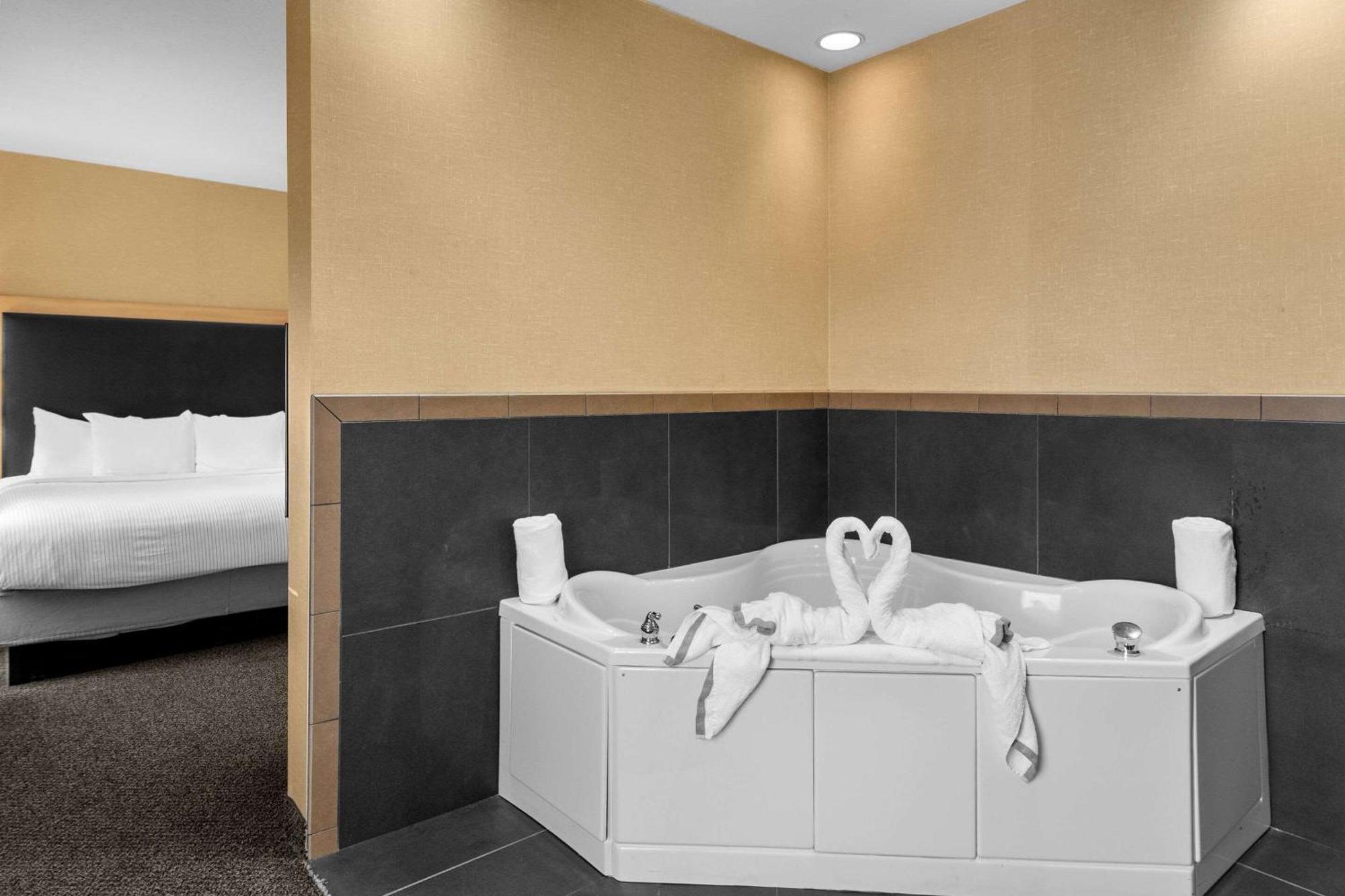 Cambria Hotel Columbus - Polaris Екстер'єр фото